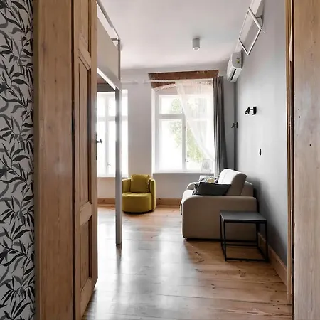 Апартаменти Comfort & Modern By Market Square With Ac As S4 *